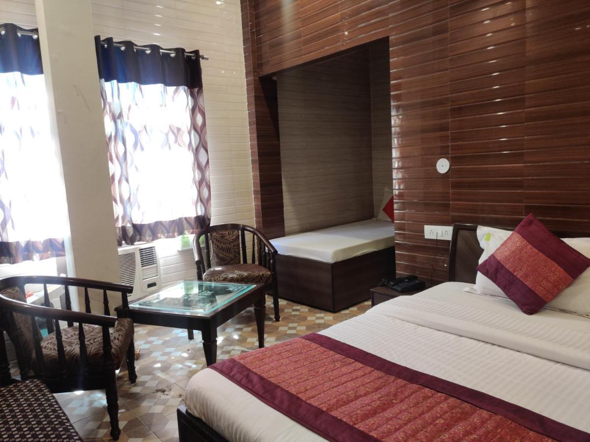 Hotel Holy City 암리차르 외부 사진
