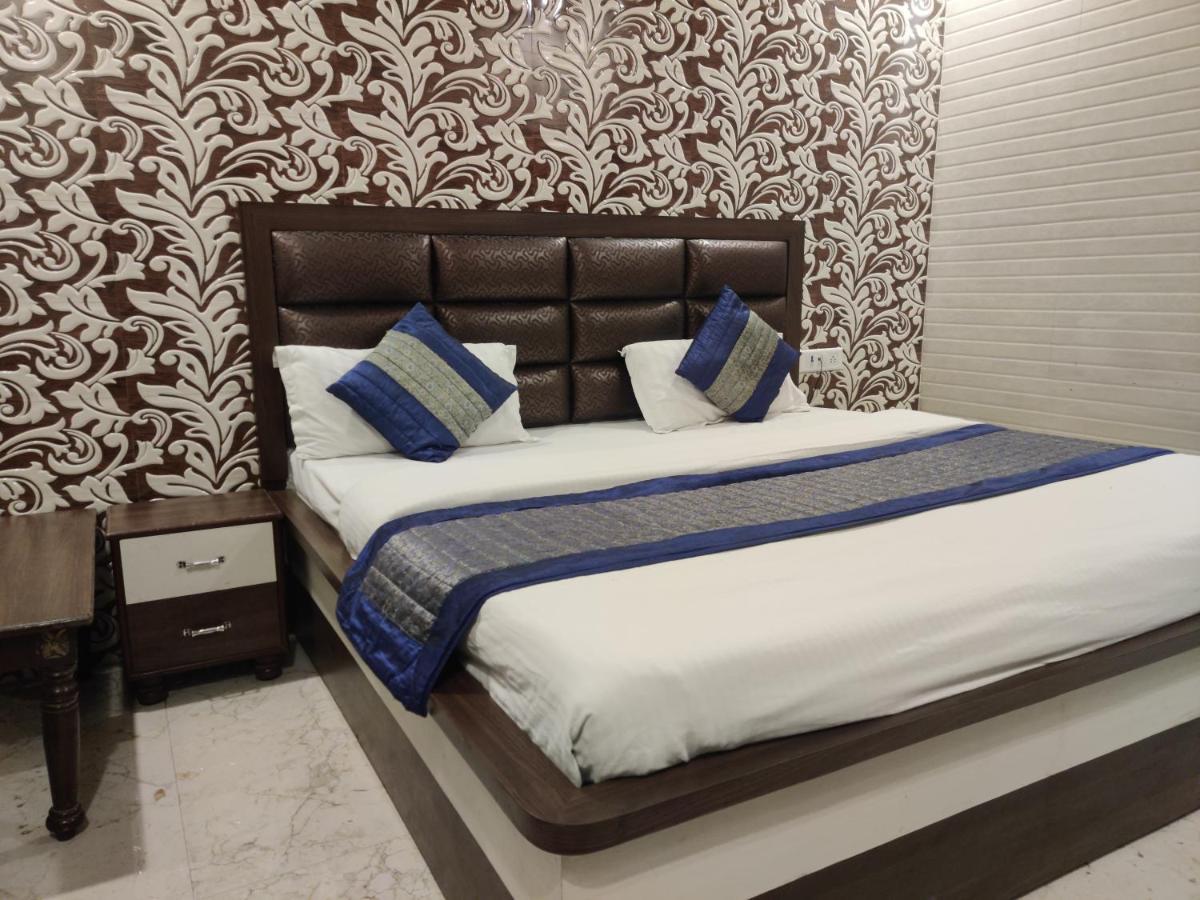 Hotel Holy City 암리차르 외부 사진